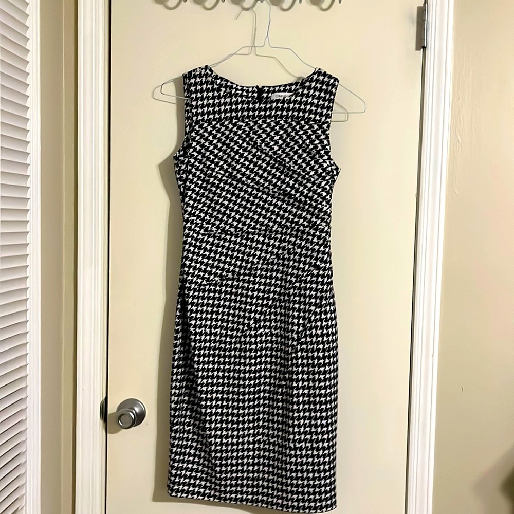 Houndstooth print Calvin Klein dress size 4 NWOT